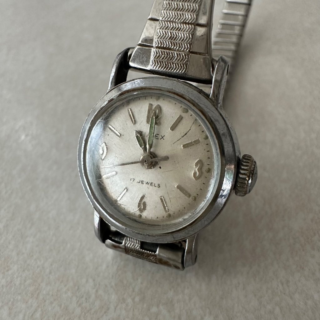 Timex Vintage Ladies Silver Chrome Plated White Dial Manual Mechanical Watch